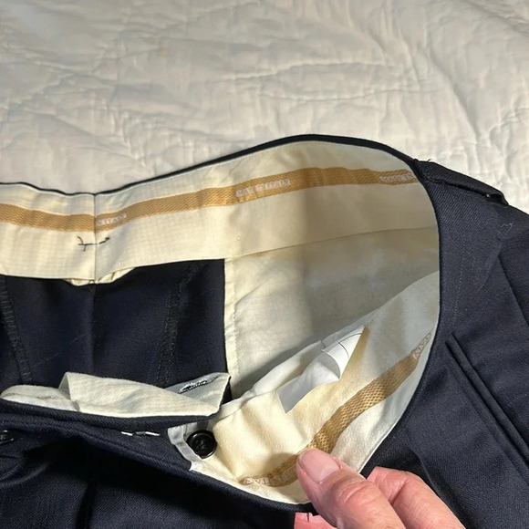 Luciano Natazzi Men’s Two Piece Italian Suit R36 Blue Pinstripe. - Picture 9 of 13